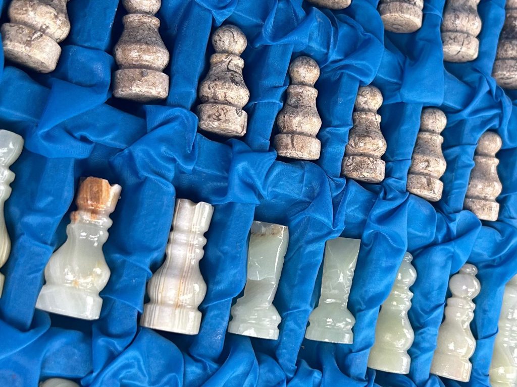 Top 4 Quality Chess Sets & What to Look For in a Set